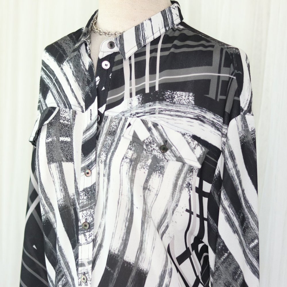 L.A.M.B. Vintage Brand New Retro Silky blouse